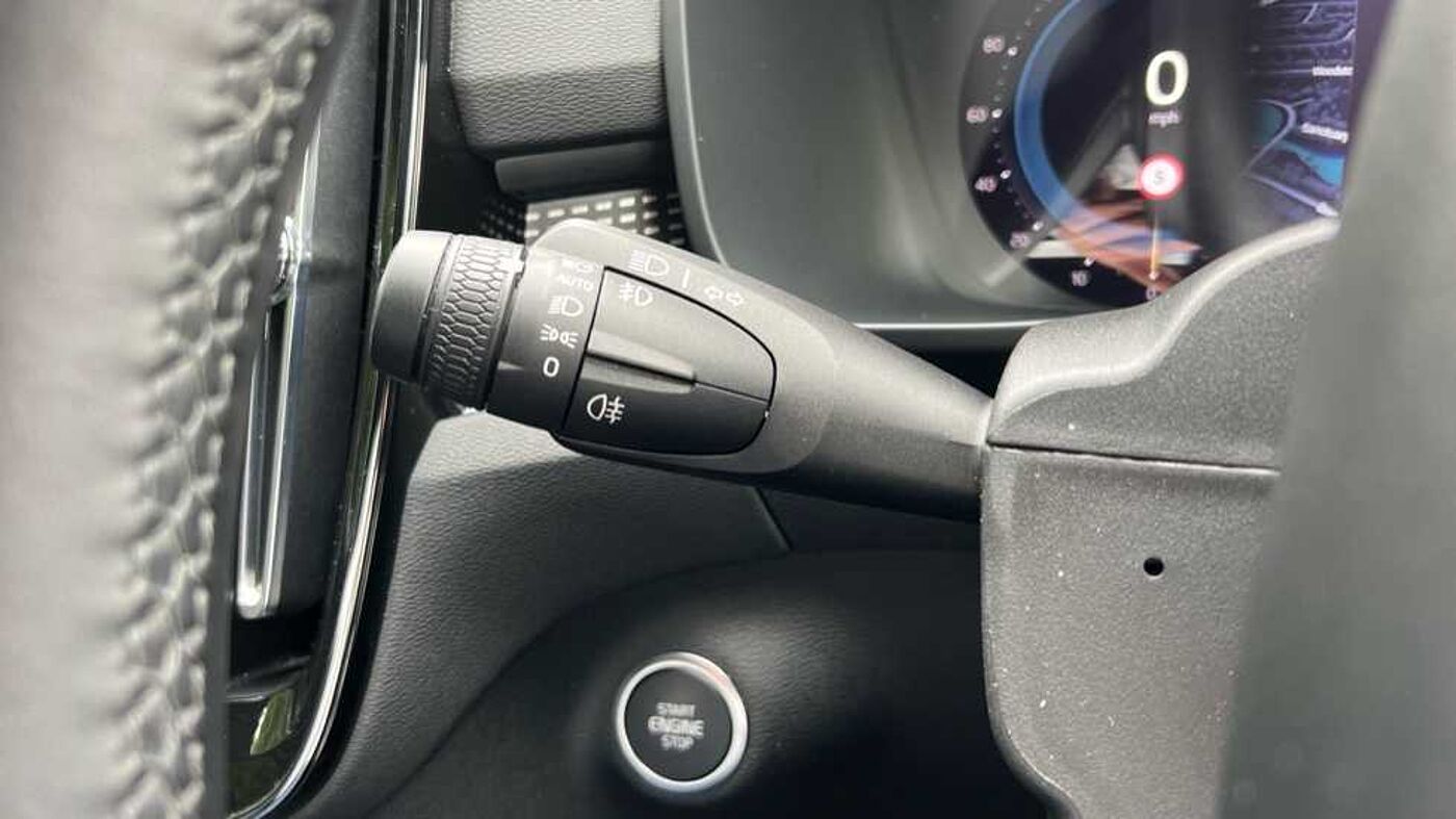 Used Volvo XC40 2023 for sale - 76154364: Photo 21