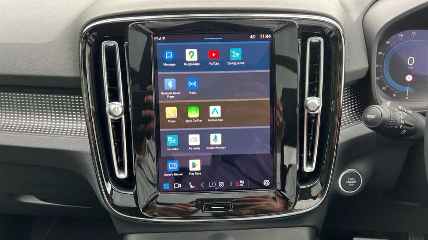 Used Volvo XC40 2023 for sale - 76154364: Photo 25