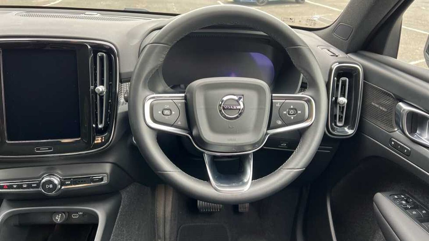 Used Volvo XC40 2023 for sale - 76154364: Photo 27