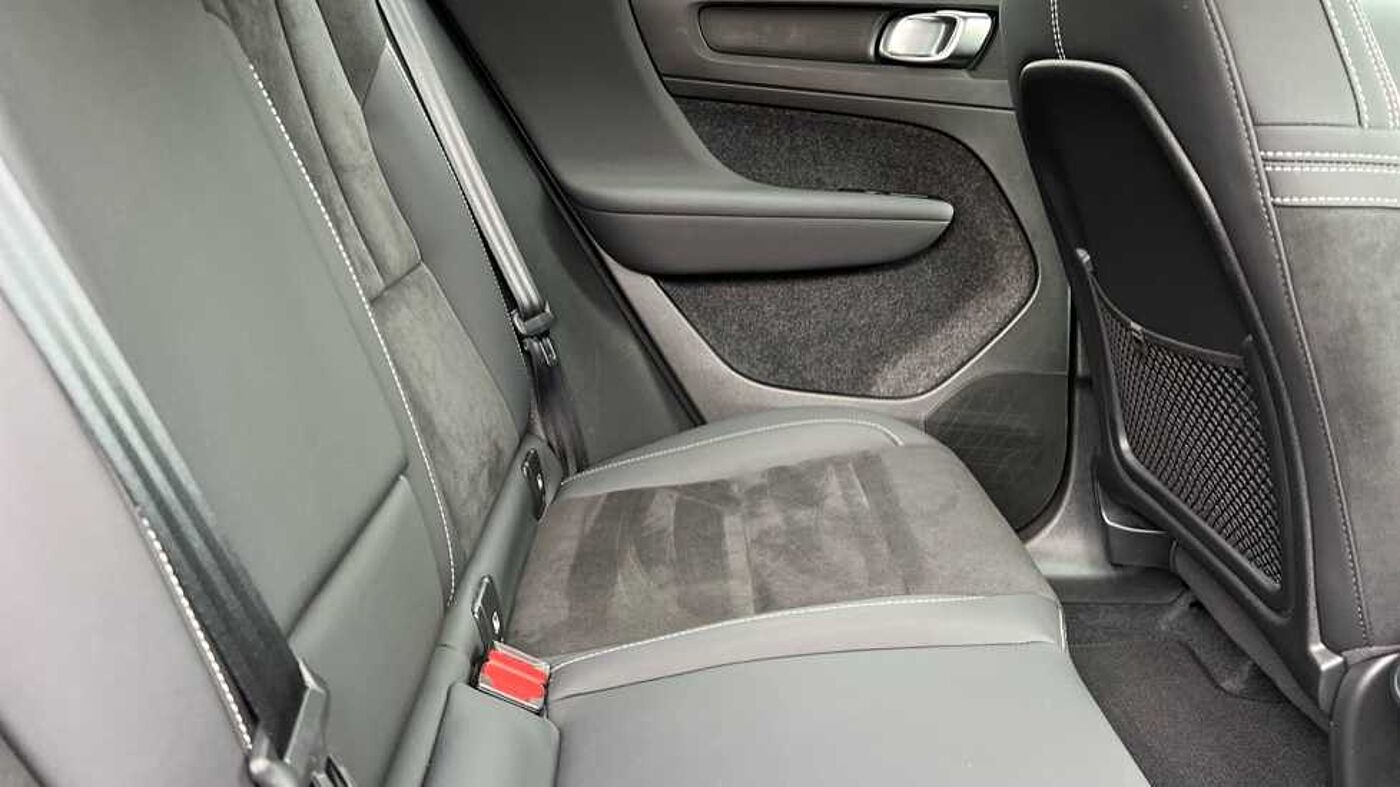 Used Volvo XC40 2023 for sale - 76154364: Photo 29