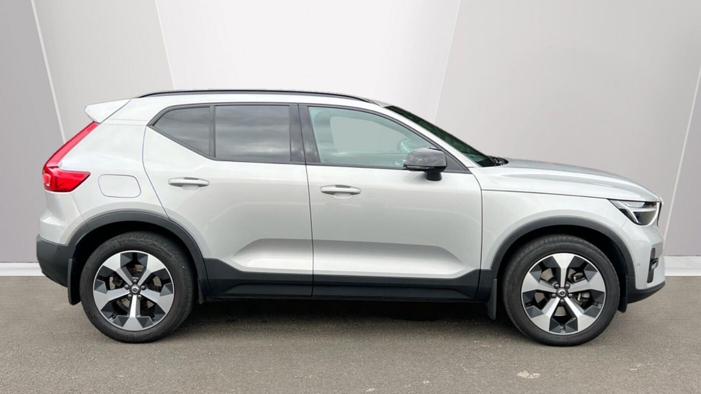 Used Volvo XC40 2023 for sale - 76154364: Photo 3