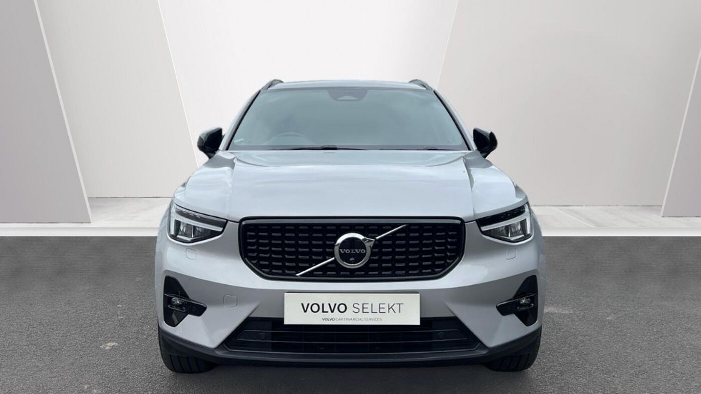 Used Volvo XC40 2023 for sale - 76154364: Photo 7