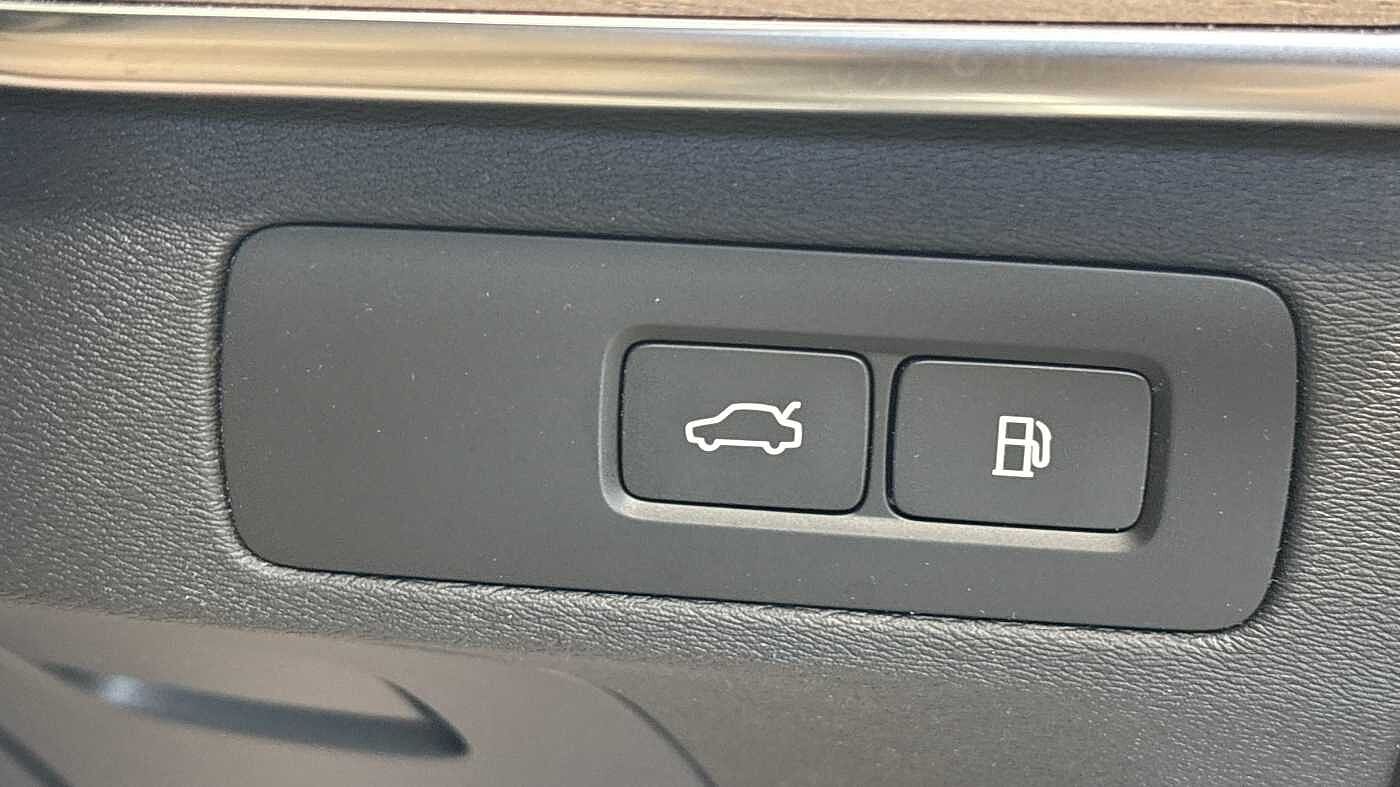 Used Volvo XC90 2025 for sale - 77145335: Photo 30