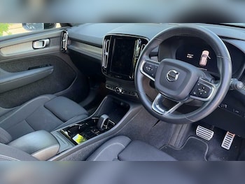 Used Volvo XC40 2022 for sale - 79192614: Photo