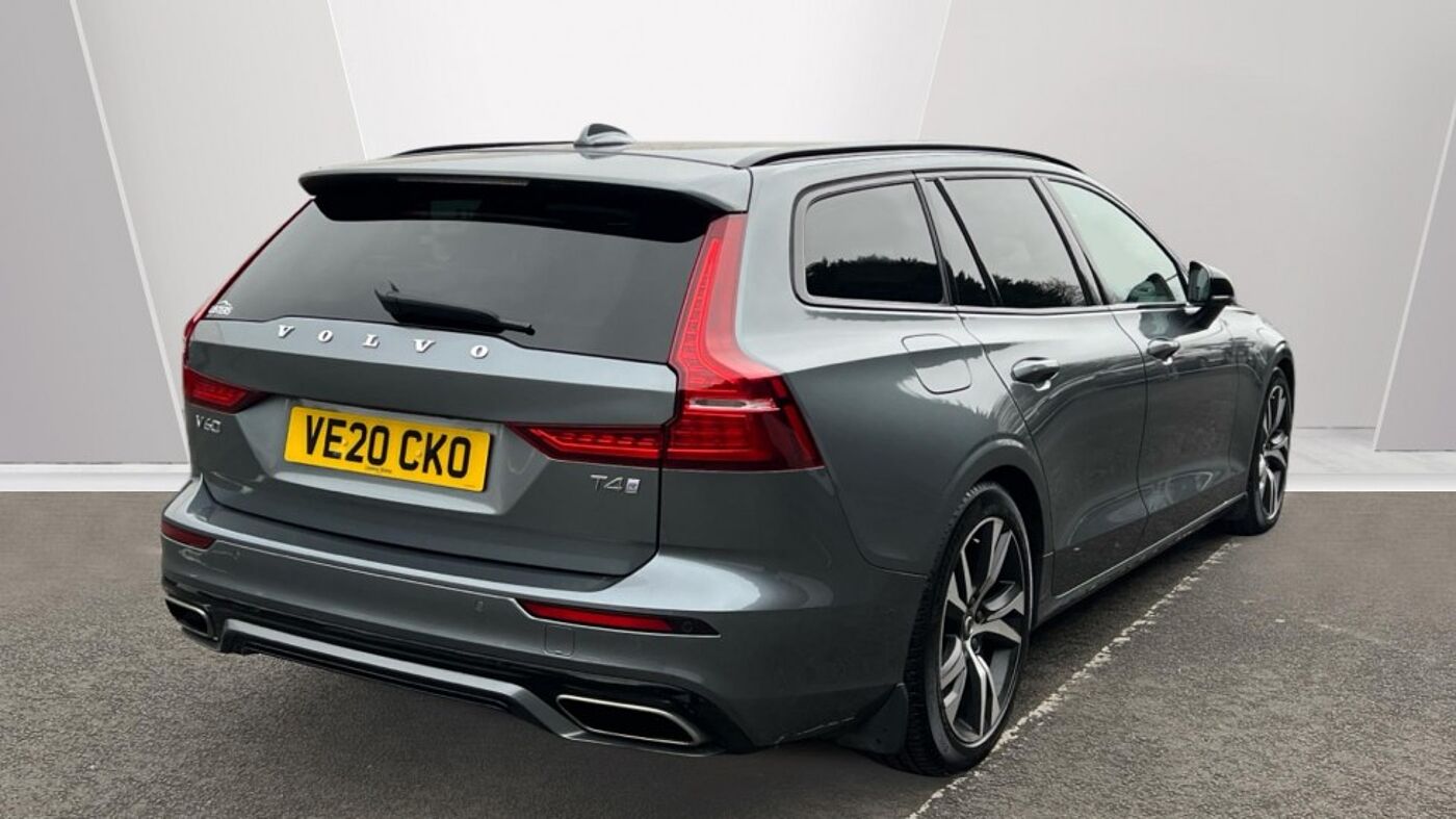 Used Volvo V60 2020 for sale - 77307111: Photo 2