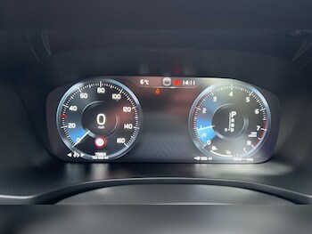 Used Volvo V60 2020 for sale - 77307111: Photo