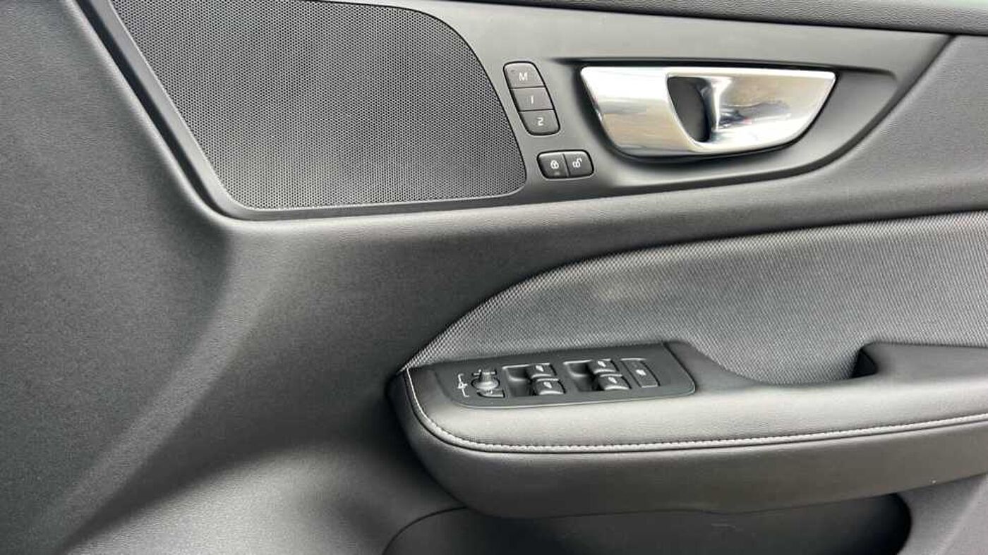 Used Volvo V60 2020 for sale - 77307111: Photo 9