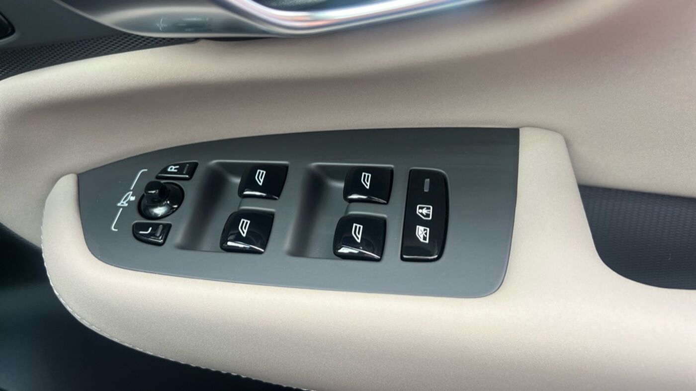 Used Volvo XC90 2025 for sale - 76419899: Photo 10