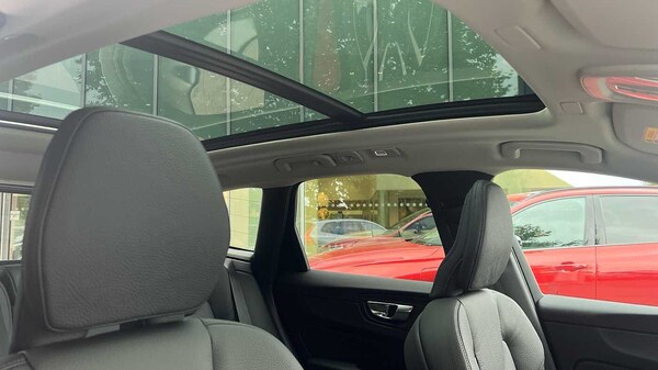 Used Volvo XC60 2024 for sale - 72178475: Photo 34
