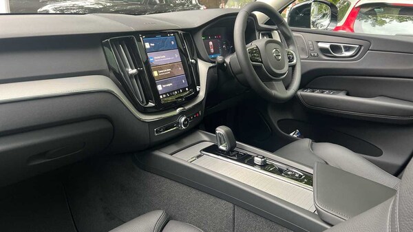 Used Volvo XC60 2024 for sale - 72178475: Photo 5