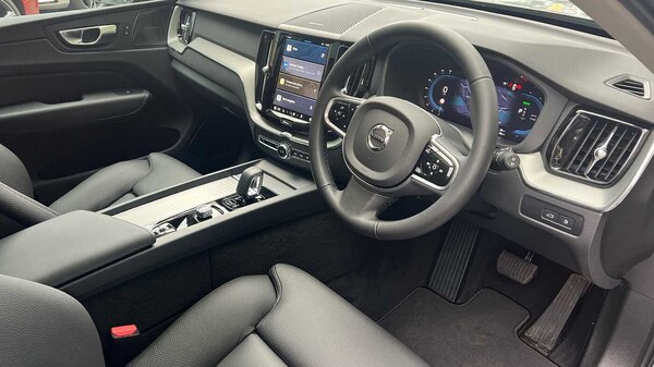 Used Volvo XC60 2024 for sale - 72178475: Photo 6