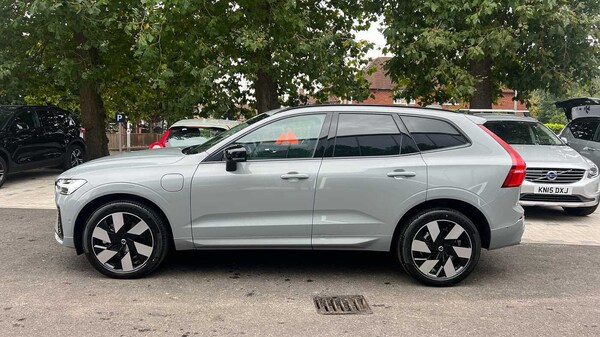 Used Volvo XC60 2024 for sale - 72178475: Photo 9