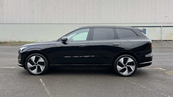 Used Volvo EX90 2025 for sale - 74022006: Photo 9