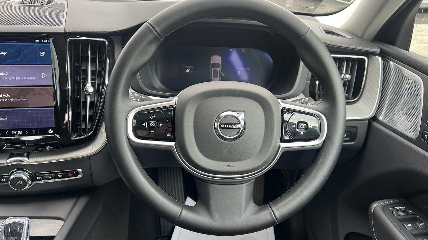 Used Volvo XC60 2025 for sale - 76168358: Photo 10