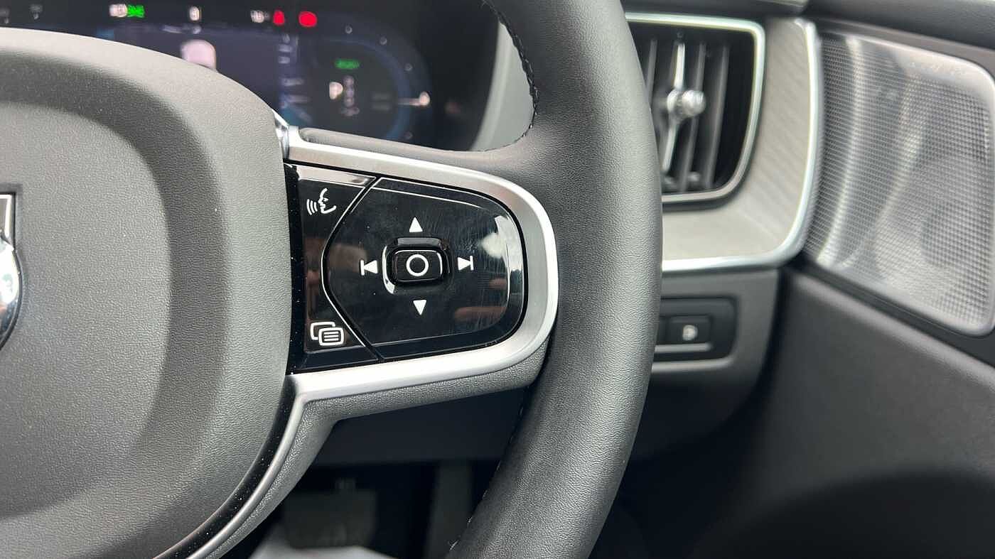 Used Volvo XC60 2025 for sale - 76168358: Photo 22