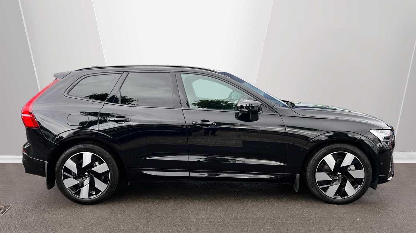 Used Volvo XC60 2025 for sale - 76168358: Photo 3