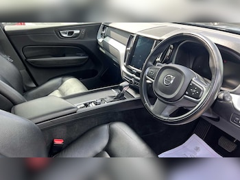 Used Volvo XC60 2019 for sale - 75211379: Photo