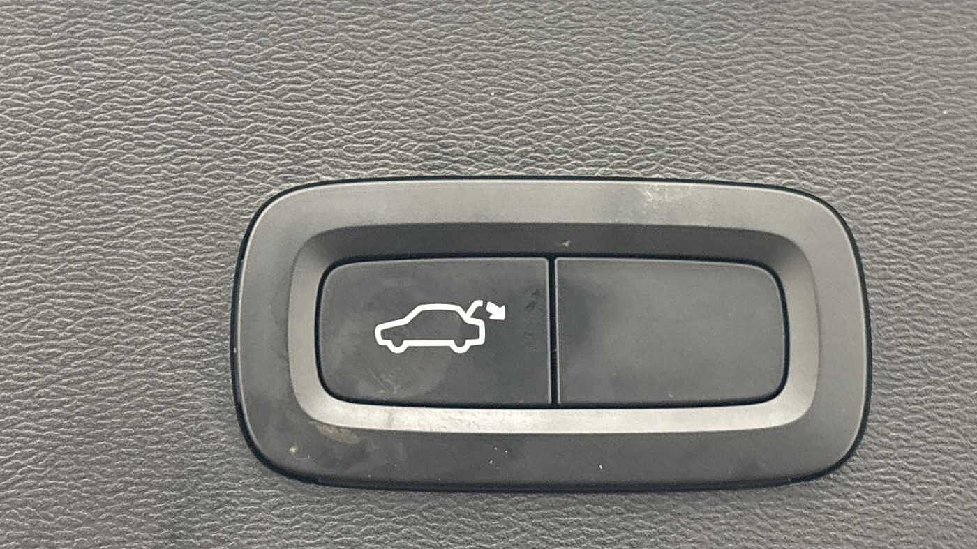 Used Volvo XC40 2022 for sale - 77539429: Photo 17