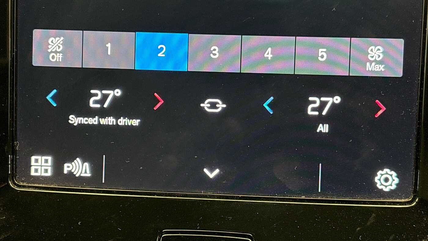 Used Volvo XC40 2022 for sale - 77539429: Photo 36