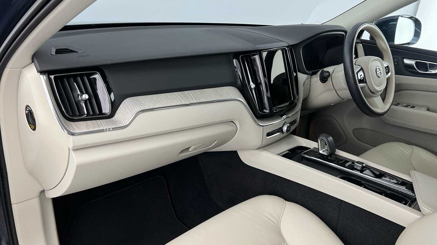 Used Volvo XC60 2022 for sale - 76856284: Photo 6