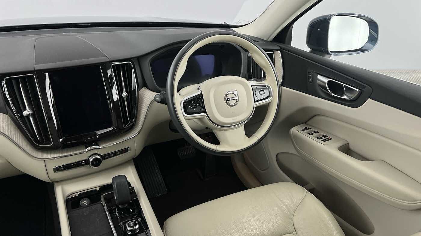 Used Volvo XC60 2022 for sale - 76856284: Photo 8