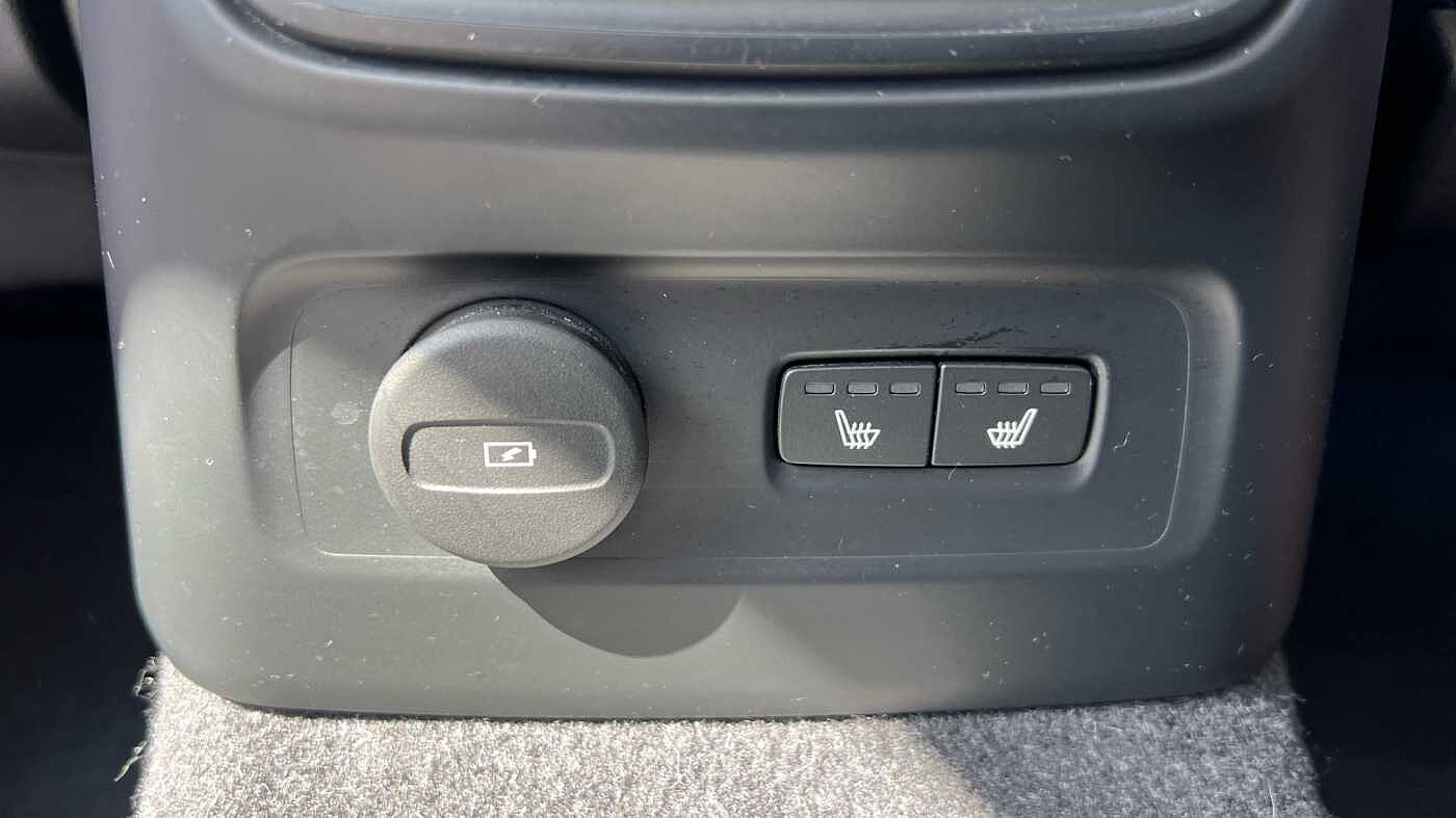 Used Volvo XC40 2022 for sale - 76574672: Photo 29