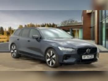 2025 (74) - 2.0 T6 (350) PHEV Plus Dark 5dr AWD Auto