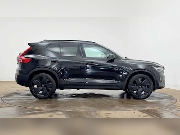 Used Volvo XC40 2025 for sale - 77725281: Photo