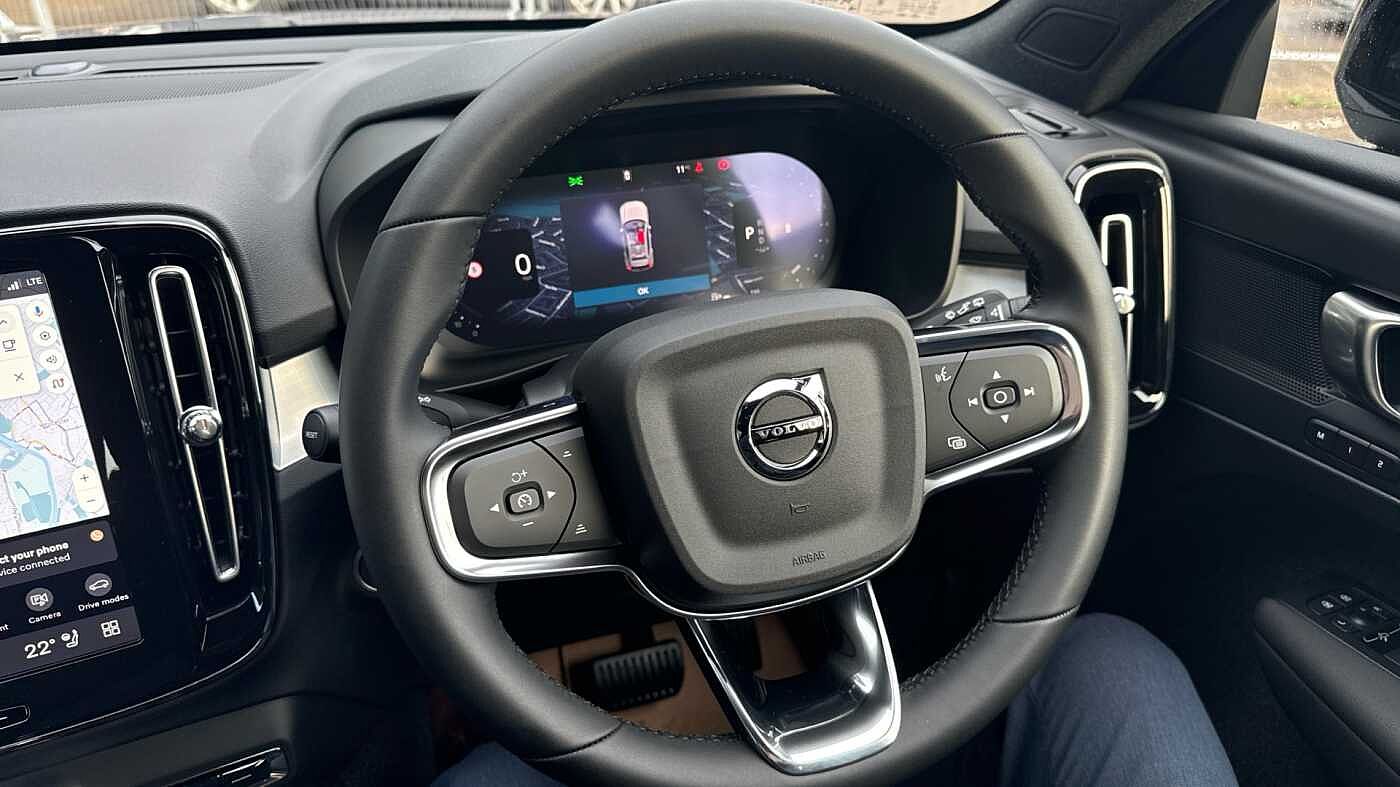 Used Volvo XC40 2025 for sale - 76888293: Photo 10