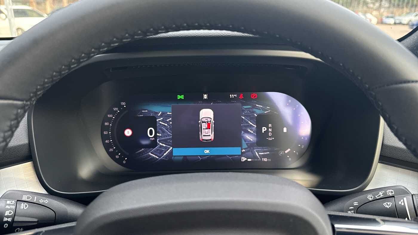 Used Volvo XC40 2025 for sale - 76888293: Photo 11