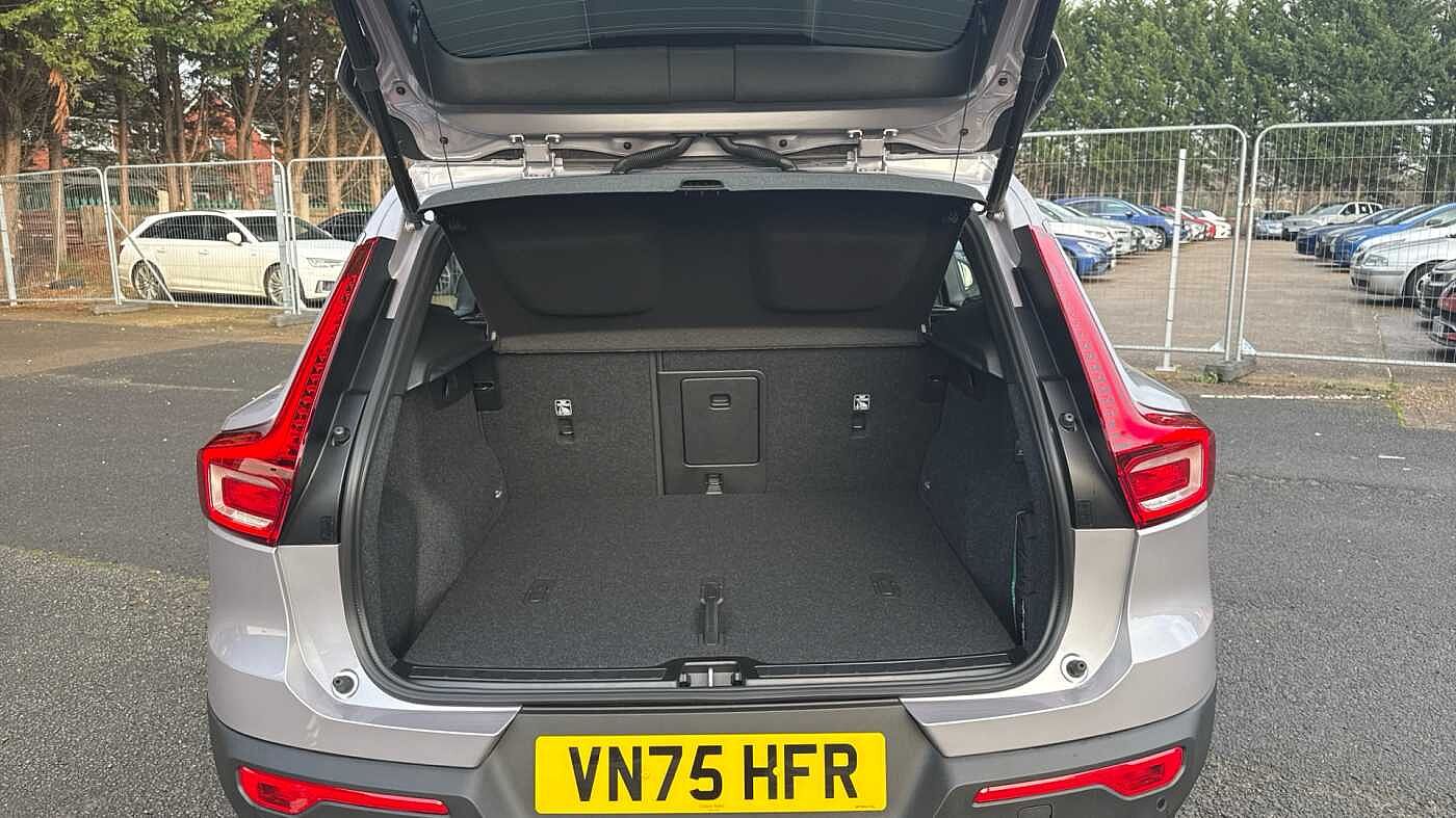 Used Volvo XC40 2025 for sale - 76888293: Photo 13