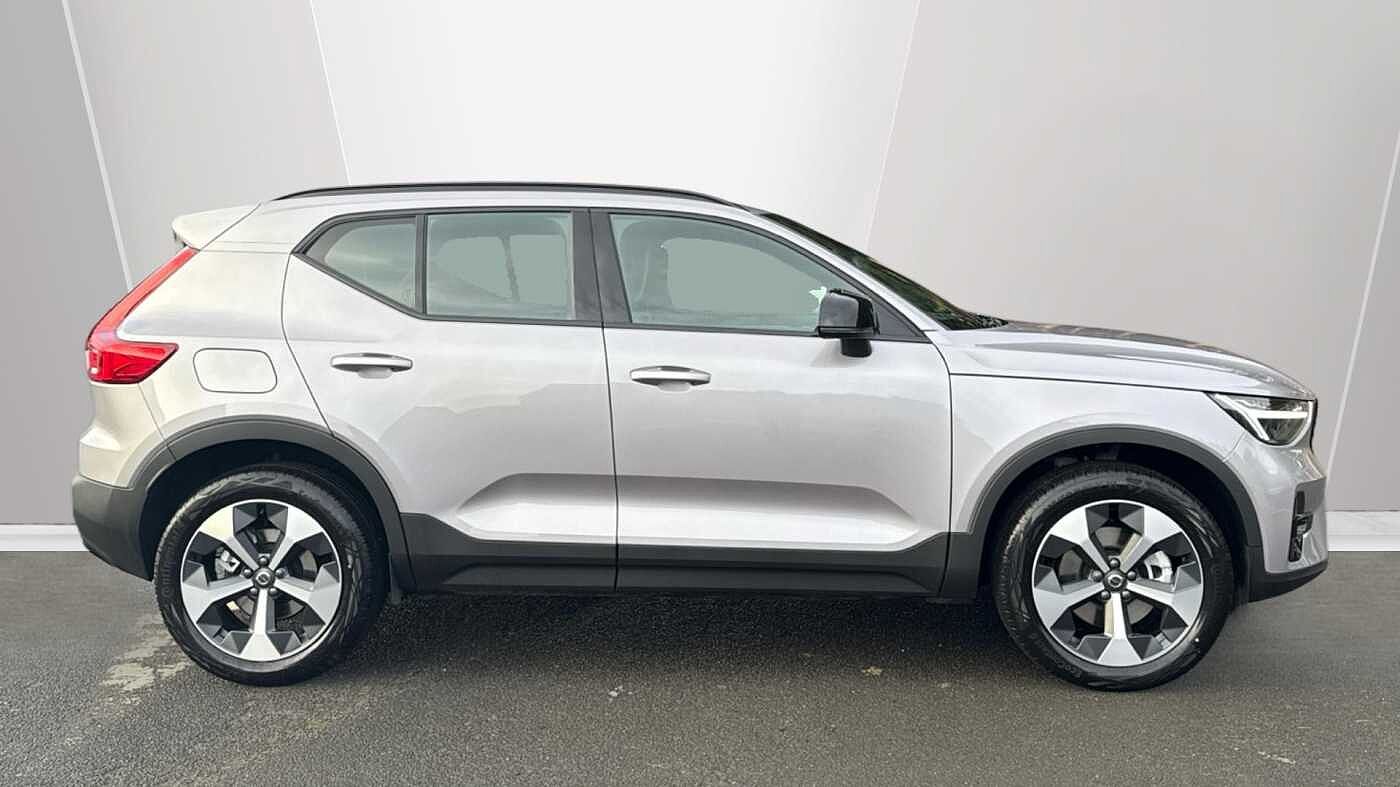 Used Volvo XC40 2025 for sale - 76888293: Photo 3