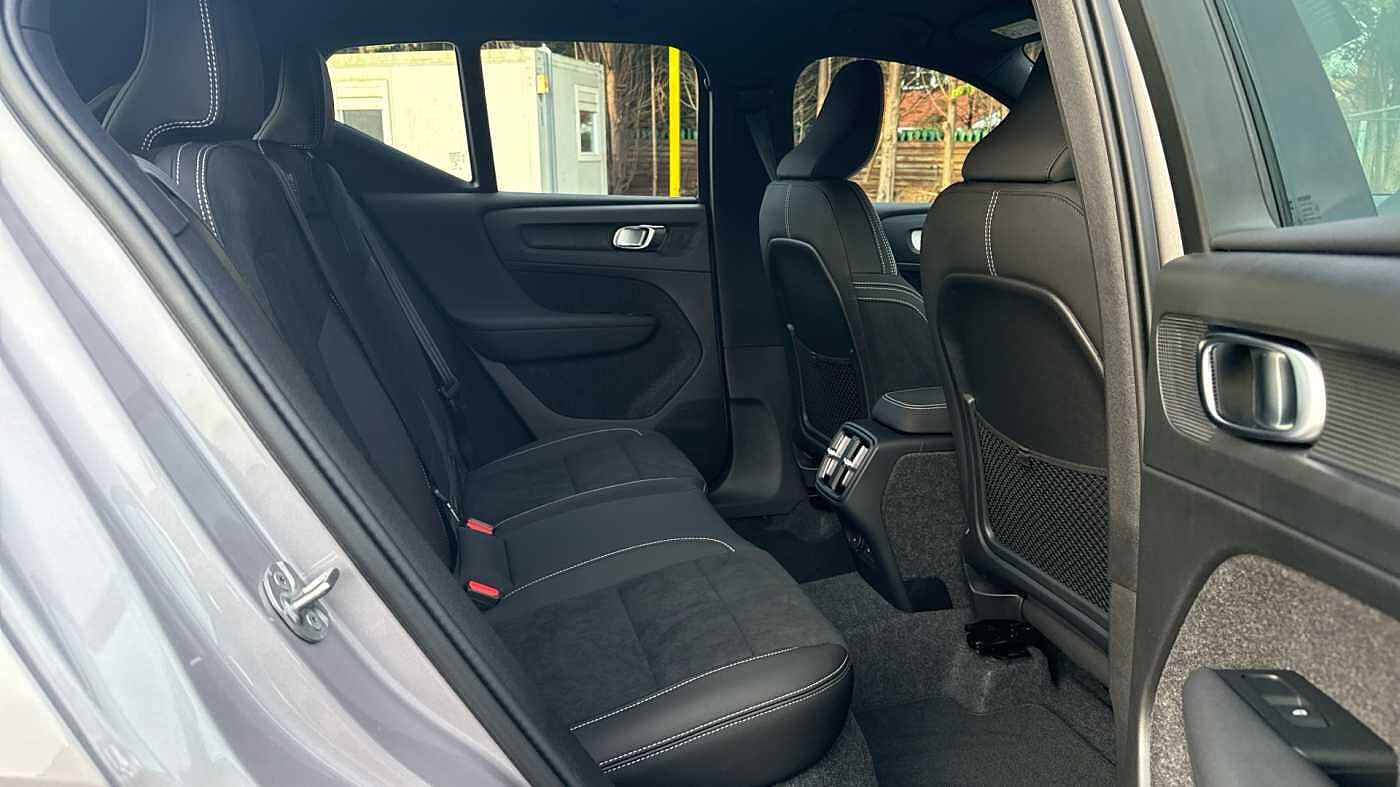 Used Volvo XC40 2025 for sale - 76888293: Photo 6