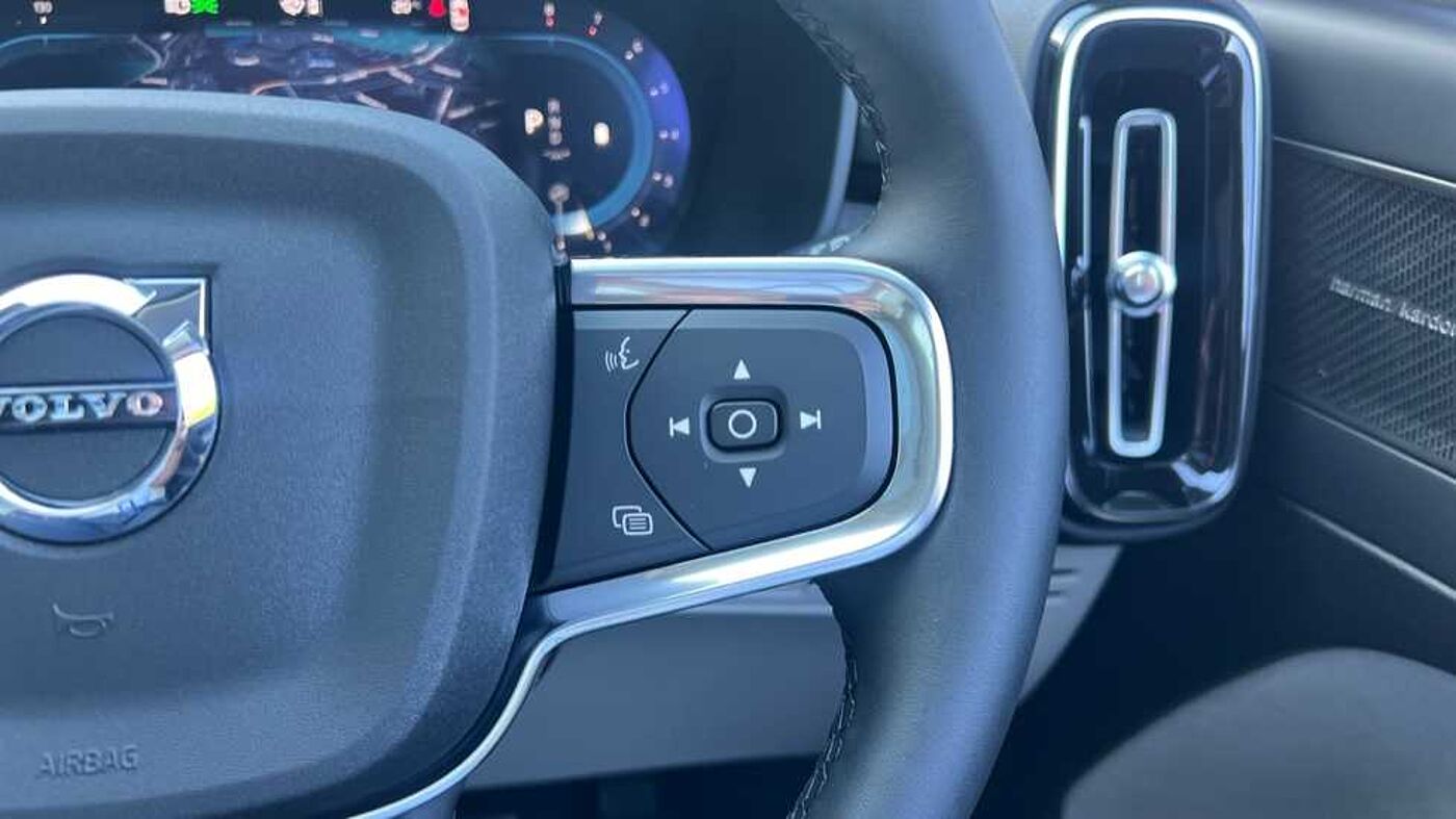 Used Volvo XC40 2024 for sale - 76154361: Photo 18