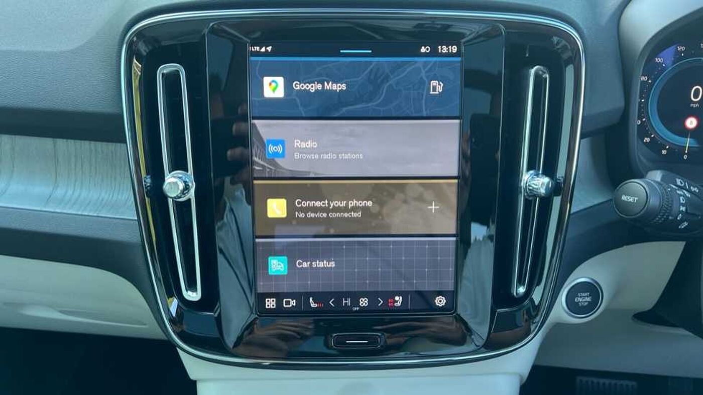 Used Volvo XC40 2024 for sale - 76154361: Photo 24