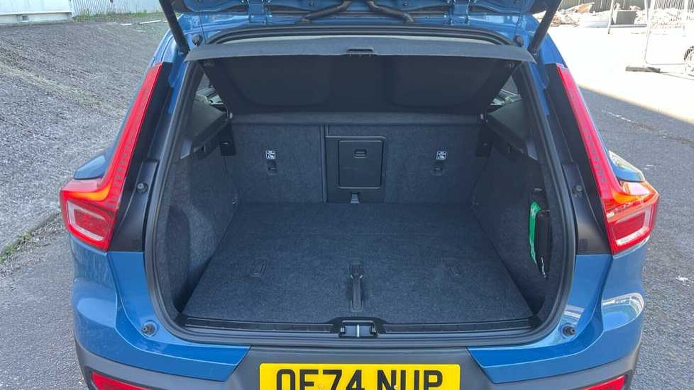 Used Volvo XC40 2024 for sale - 76154361: Photo 6