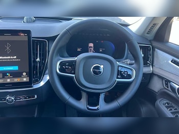 Used Volvo XC90 2025 for sale - 75929367: Photo