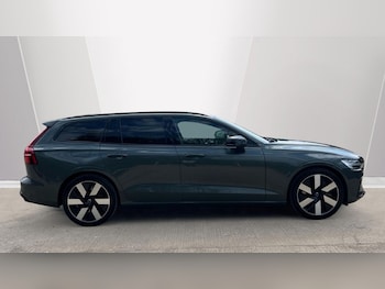Used Volvo V60 2026 for sale - 77959289: Photo