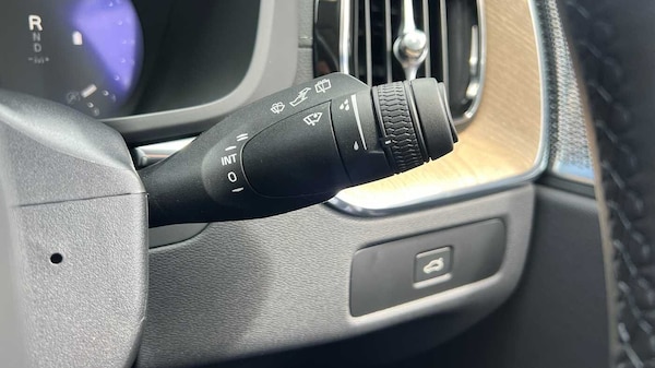 Used Volvo XC60 2025 for sale - 75073220: Photo 23