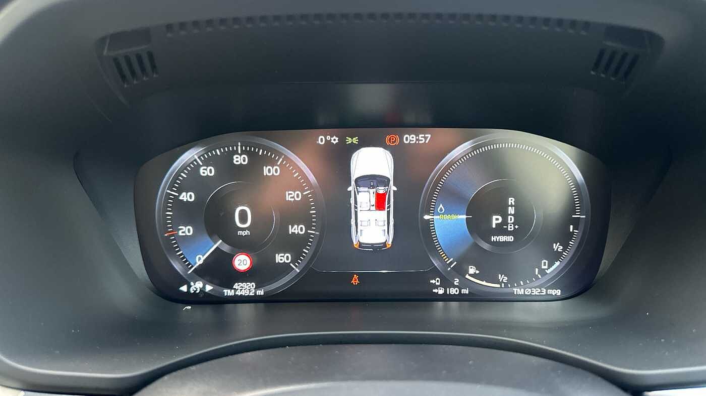 Used Volvo XC60 2021 for sale - 76800361: Photo 14