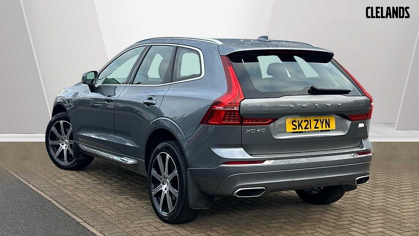 Used Volvo XC60 2021 for sale - 76800361: Photo 2