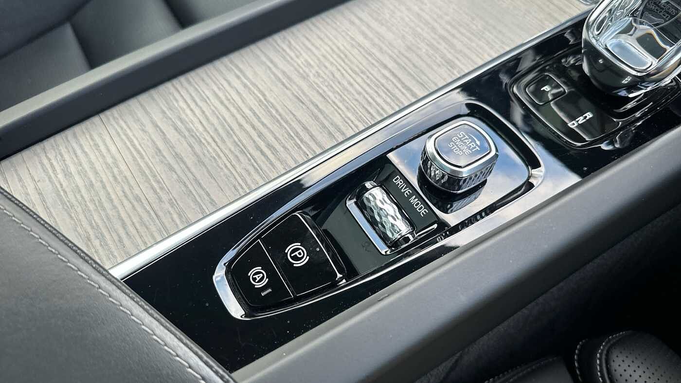 Used Volvo XC60 2021 for sale - 76800361: Photo 25