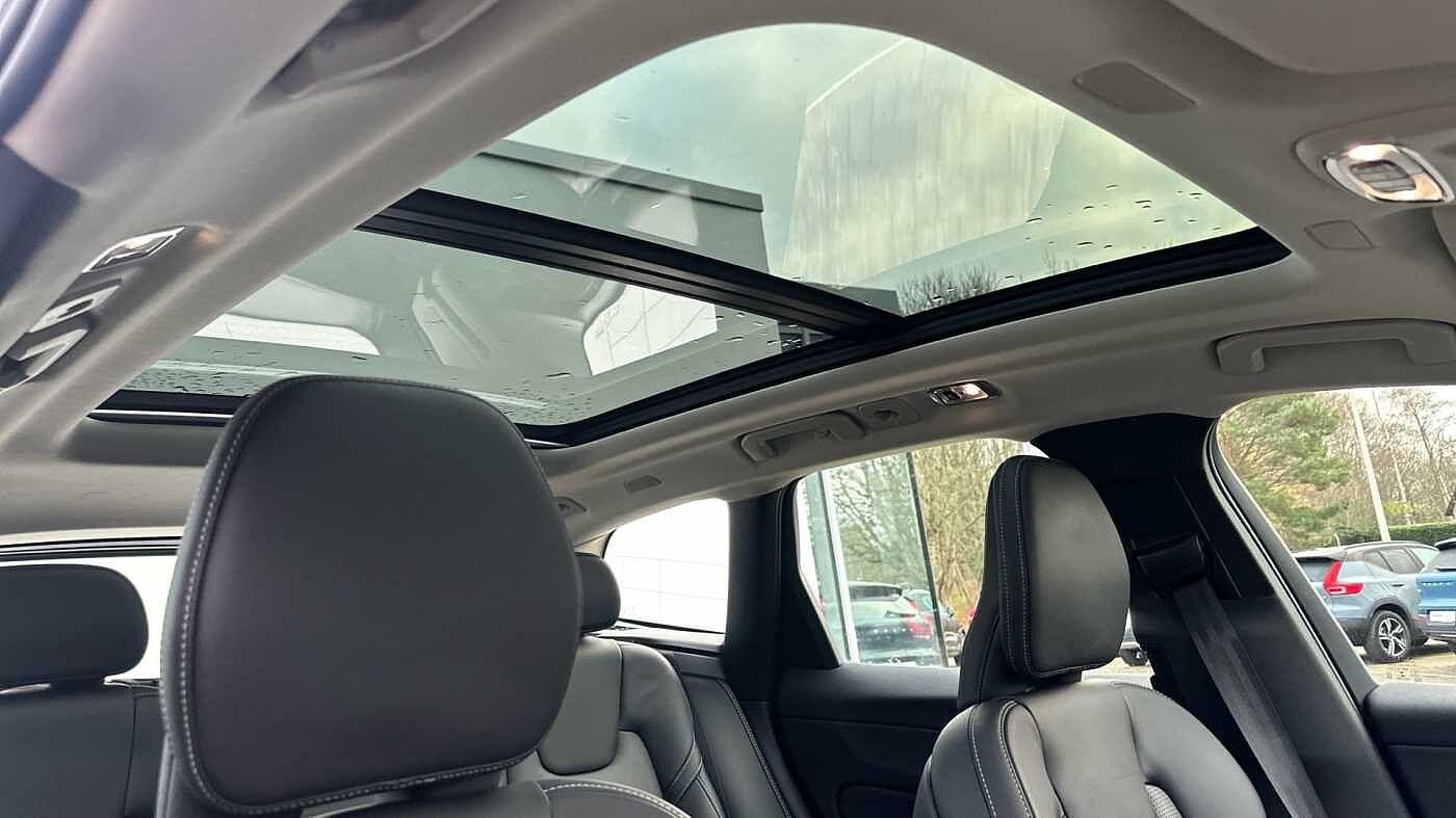 Used Volvo XC60 2021 for sale - 76800361: Photo 31