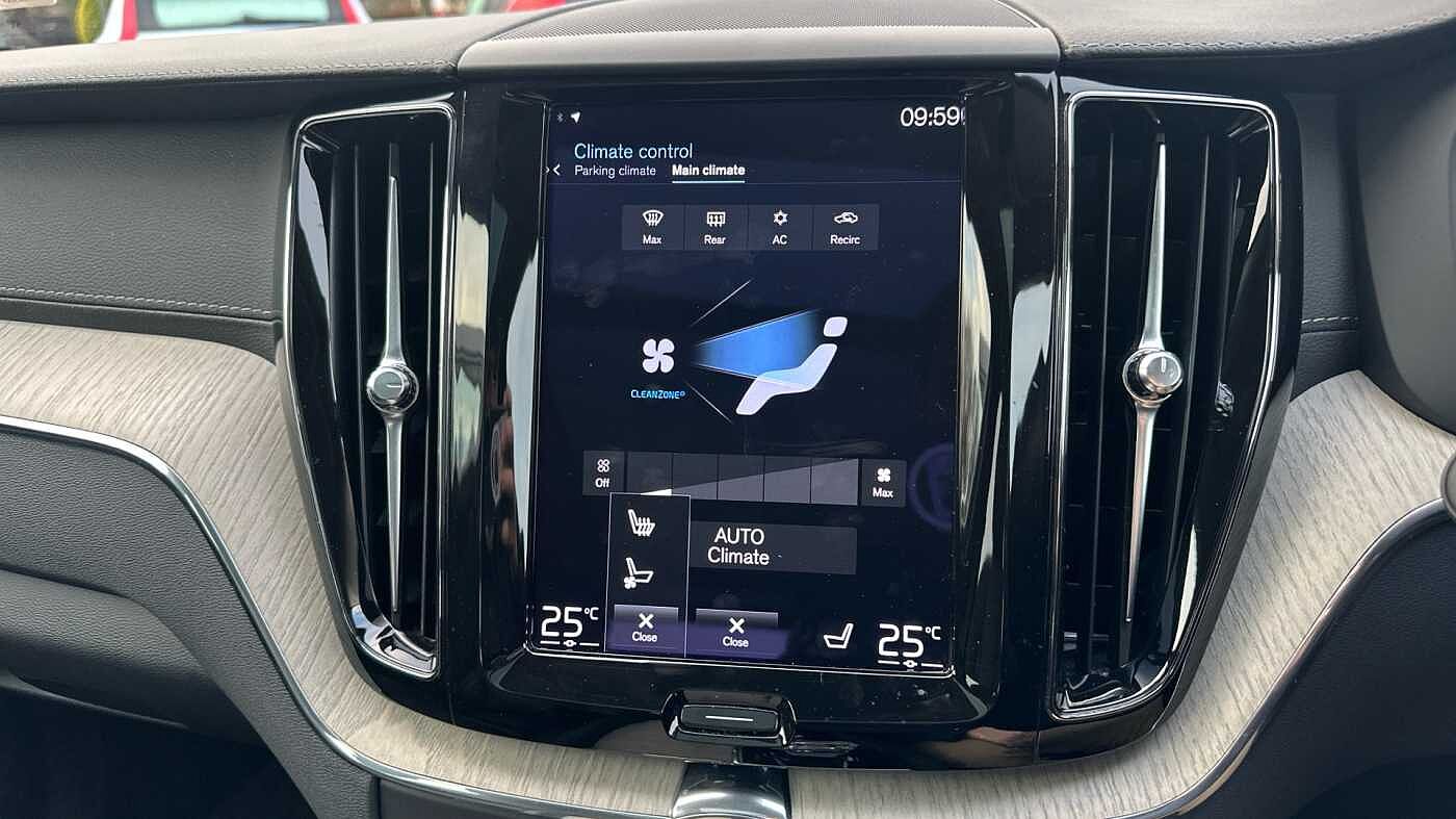 Used Volvo XC60 2021 for sale - 76800361: Photo 38