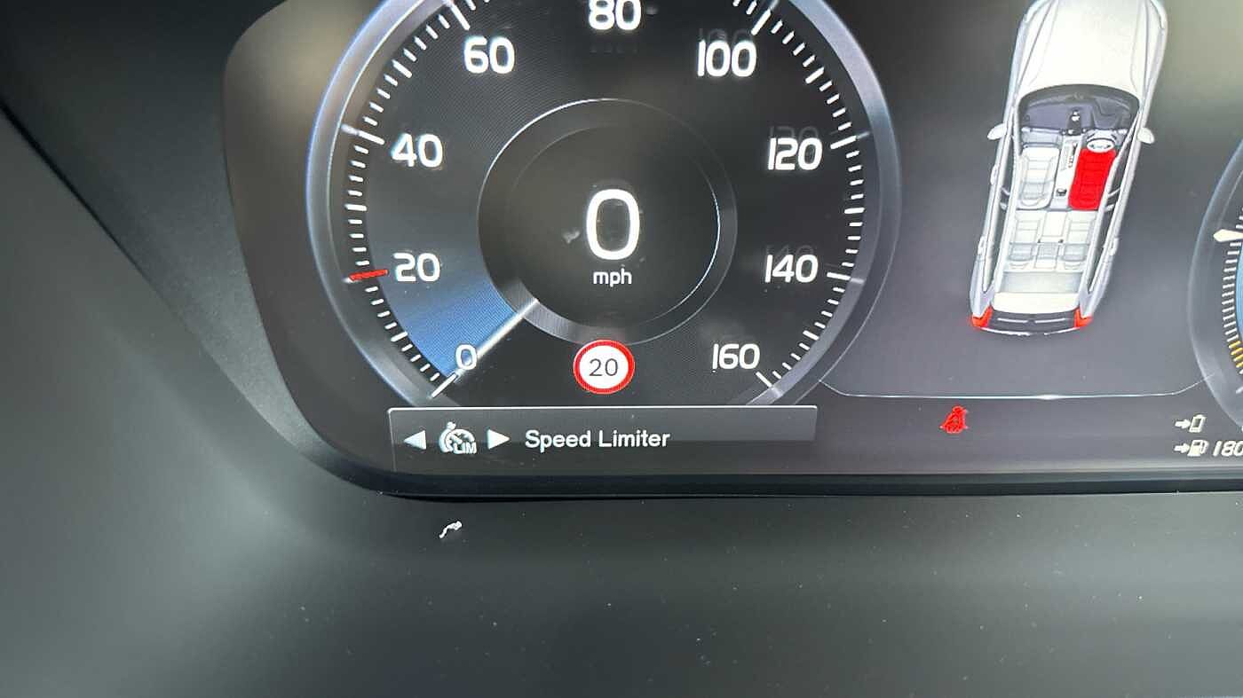 Used Volvo XC60 2021 for sale - 76800361: Photo 40