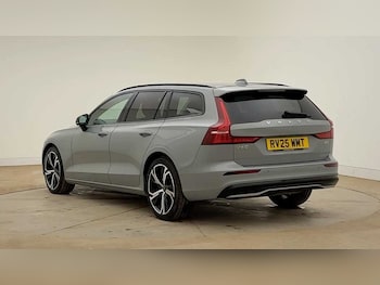 Used Volvo V60 2025 for sale - 78336269: Photo