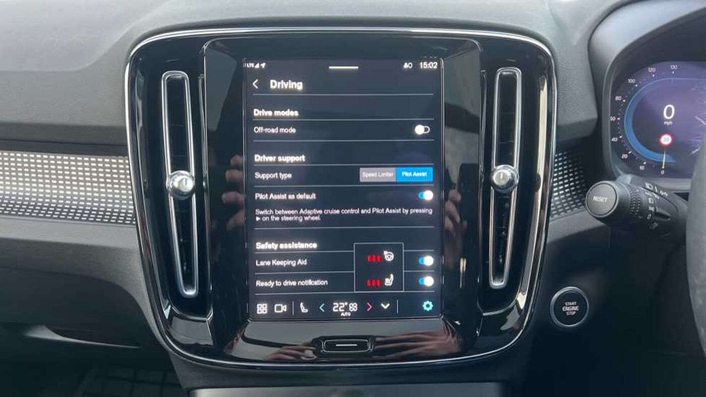 Used Volvo XC40 2024 for sale - 76800417: Photo 25