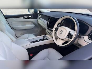 Used Volvo XC60 2022 for sale - 79699641: Photo