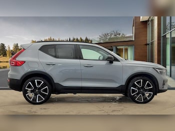 Used Volvo XC40 2024 for sale - 76248501: Photo