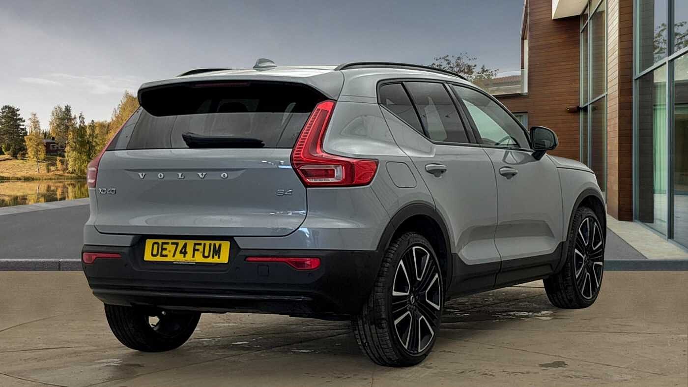 Used Volvo XC40 2024 for sale - 76248501: Photo 3